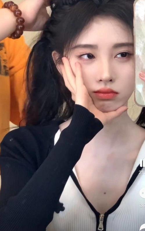 吃瓜少女鞠婧祎视频大全,笑料百出，欢乐无限