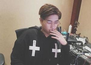 吃瓜群众真假打架视频,吃瓜群众视频引发的激烈辩论