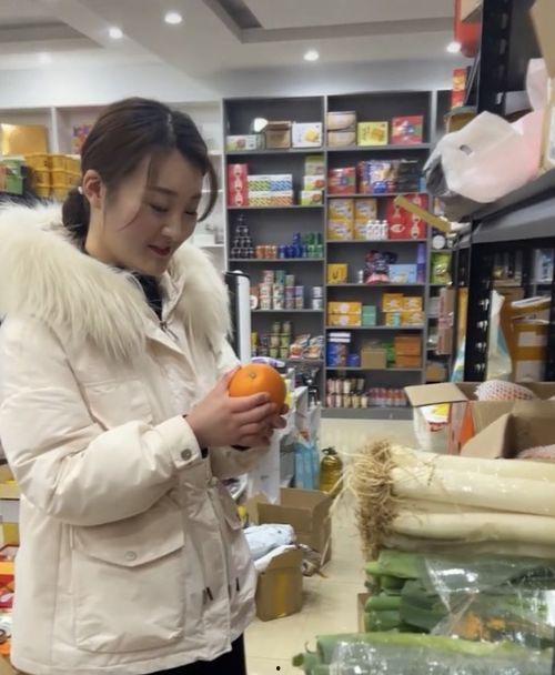 厂工们集体吃瓜视频,欢乐瞬间引网友热议